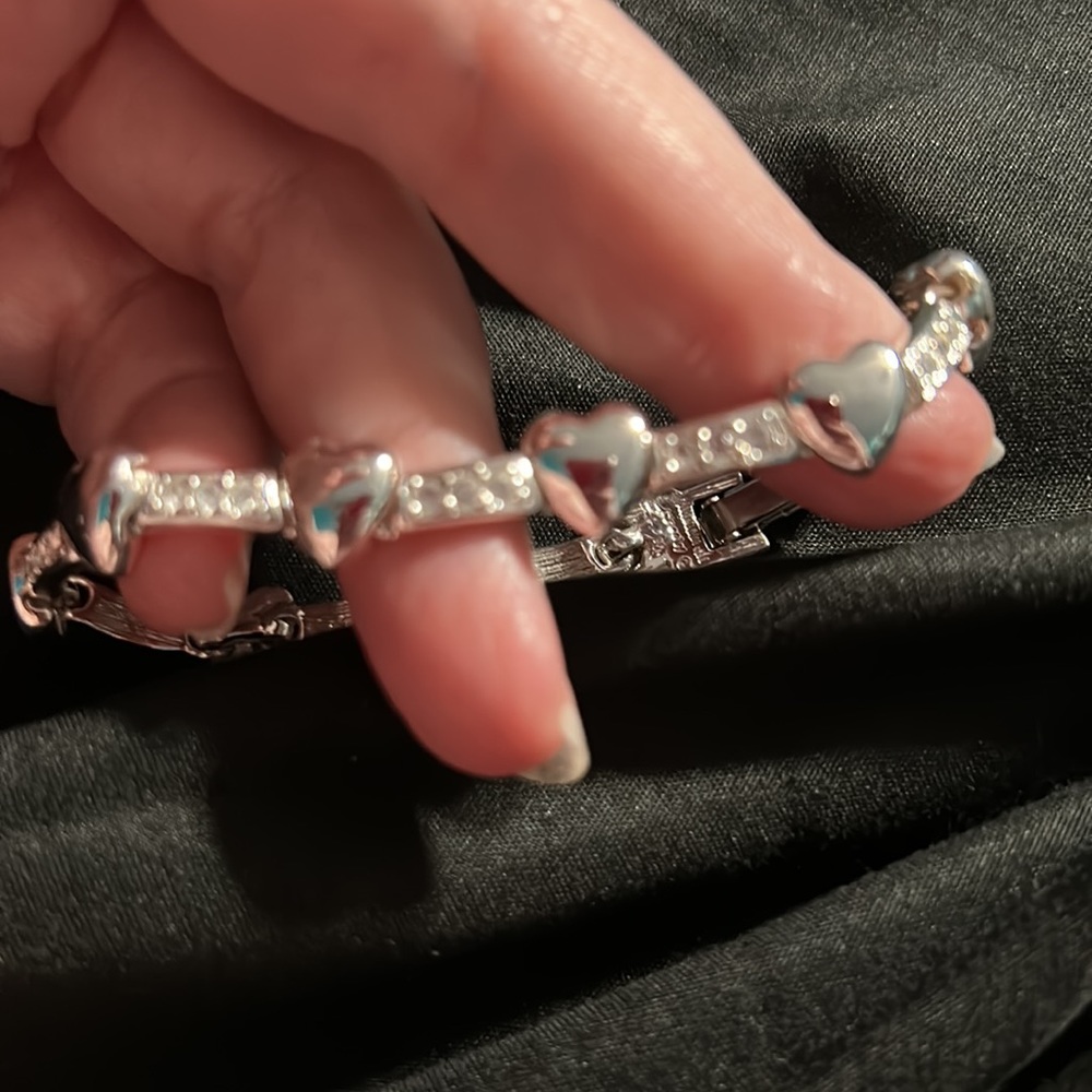 Silver Heart bracelet - Picture 3 of 3